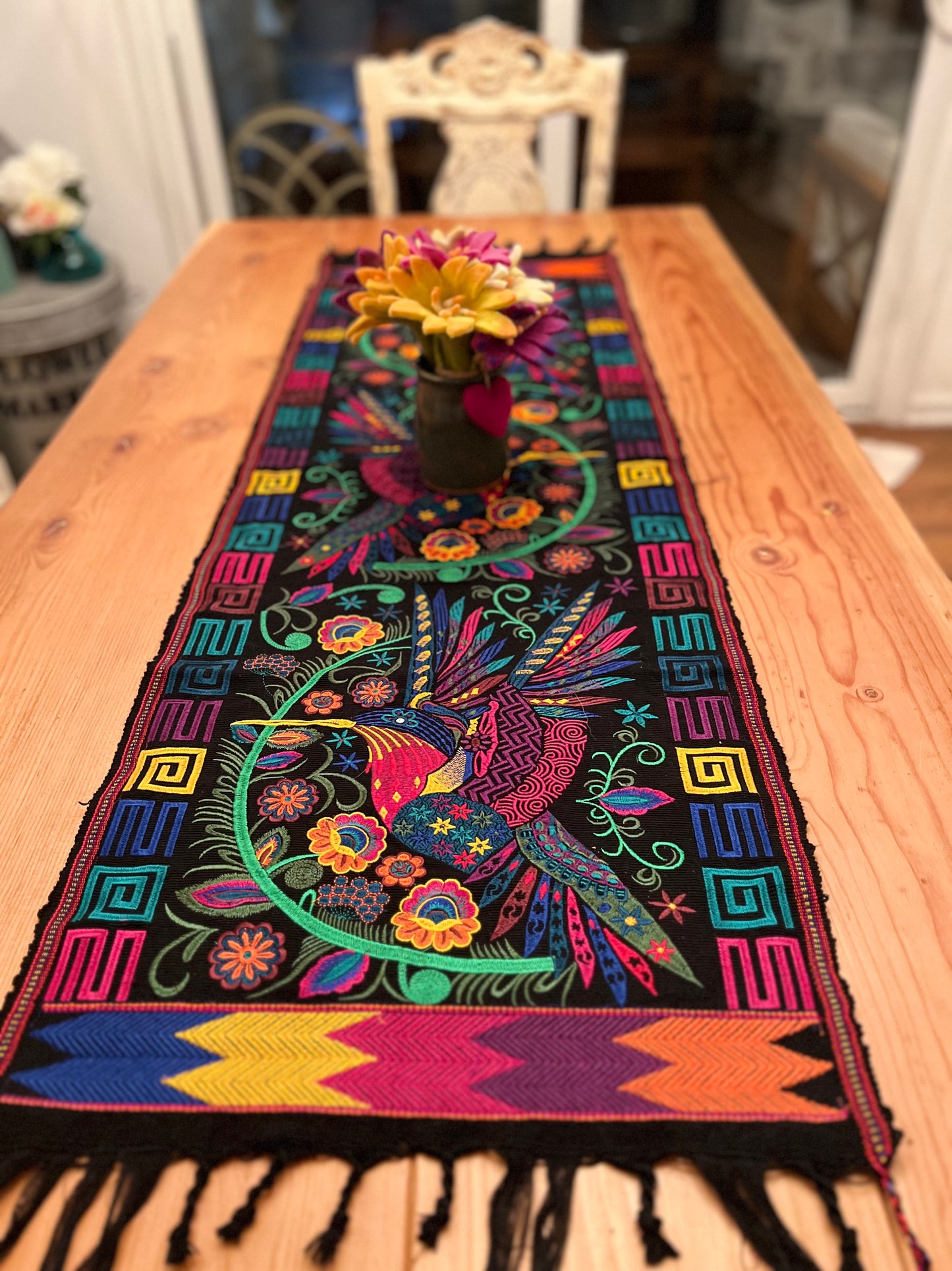 Wild Bird Table Runner M 50