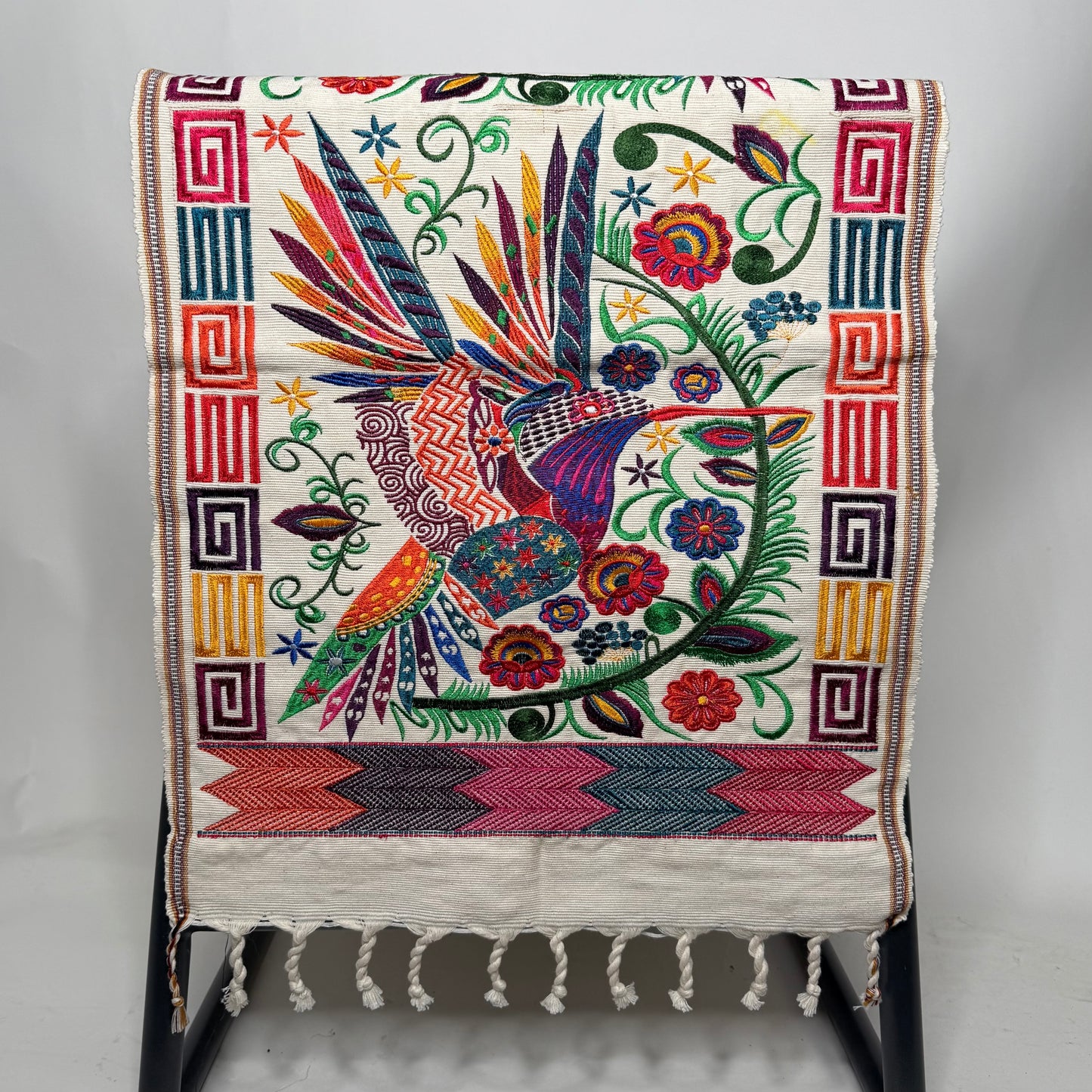 Wild Bird Table Runner M 50