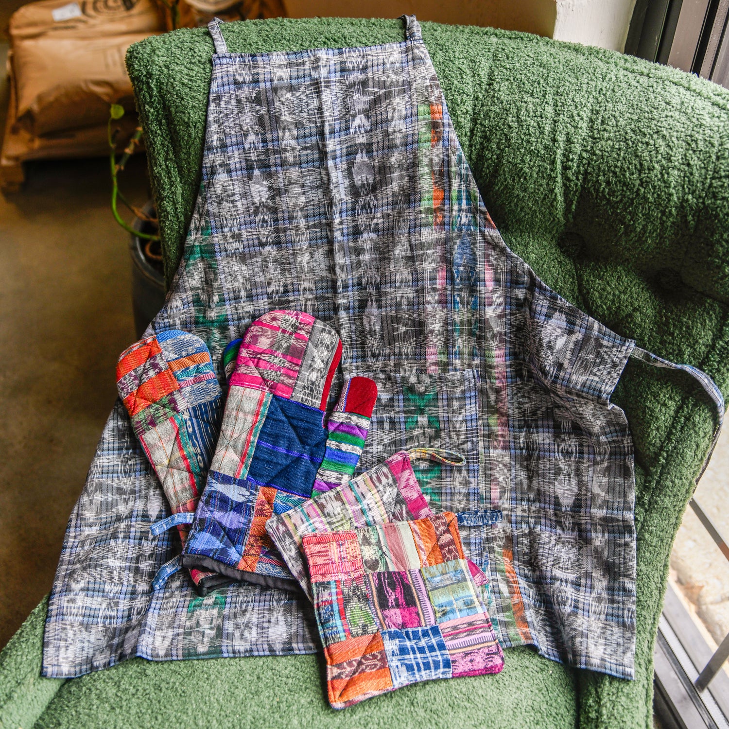 Kids Corte Handmade Guatemalan Apron Mommy and Me