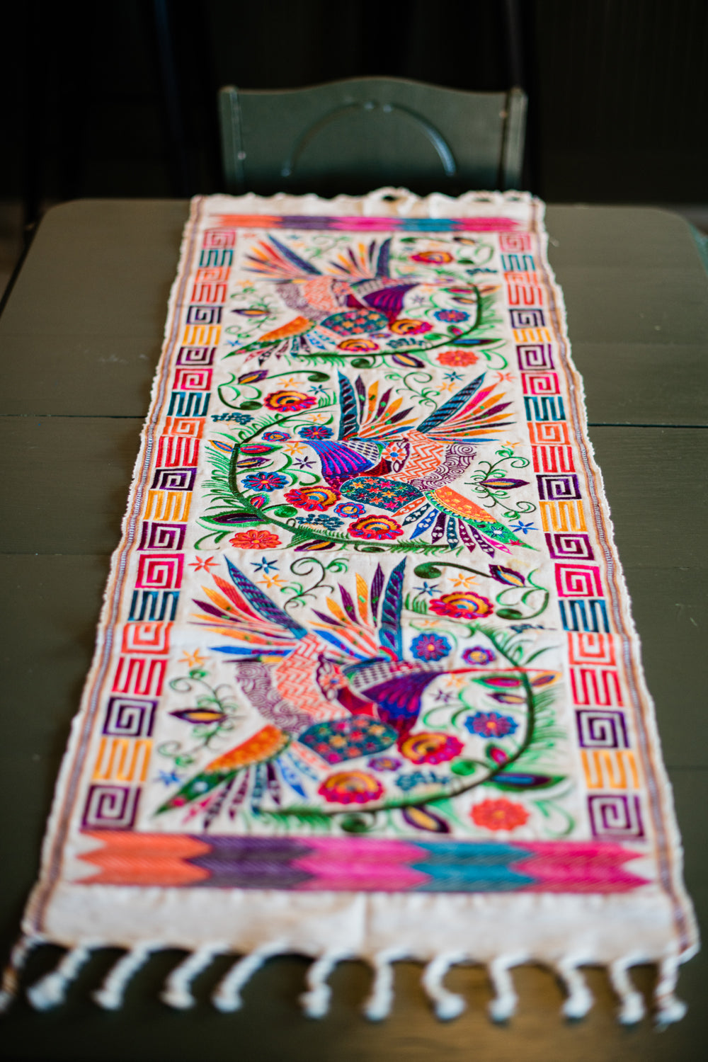 Wild Bird Table Runner M 50