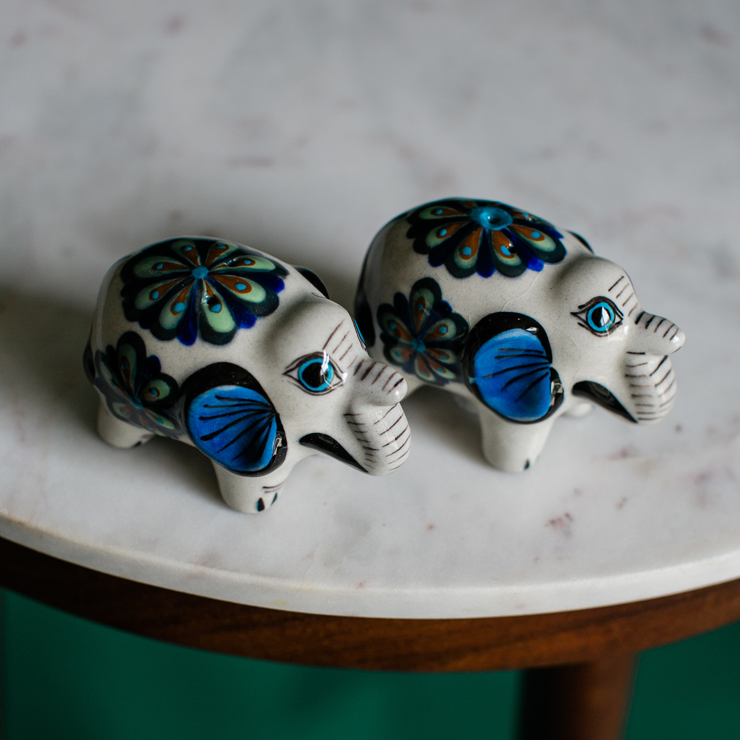 Elephant Salt and Pepper Shakers - Tabletop & Decor - Handmade Guatemalan  Imports