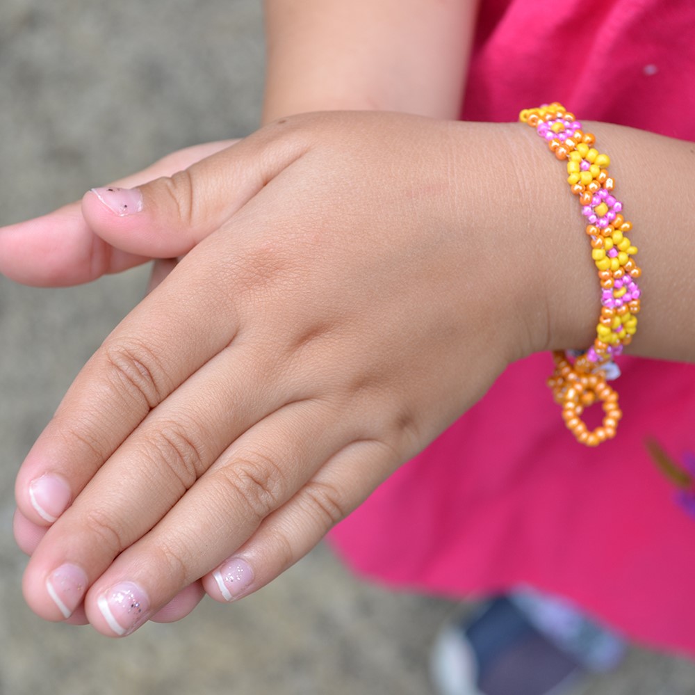 2 Daisy Chain Friendship Bracelets, Flower Bracelet, Bead