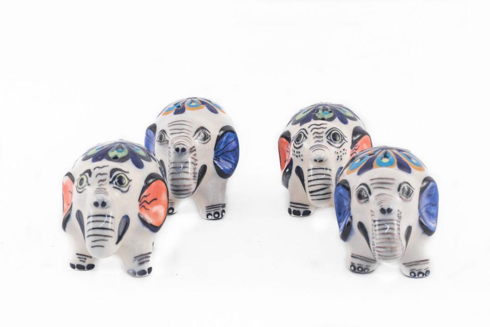 Elephant Salt and pepper shaker hand made in San Antonio Guatemala